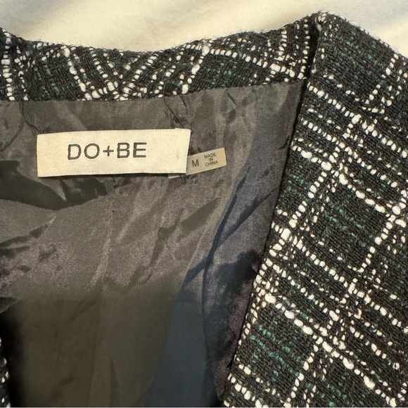 Tuckernuck DO+BE Plaid Tweed Blazer - Picture 4 of 4